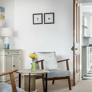  Holiday home Lobster Lytham